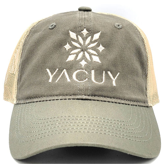 Gorra de camionero lavada con prenda Yacuy